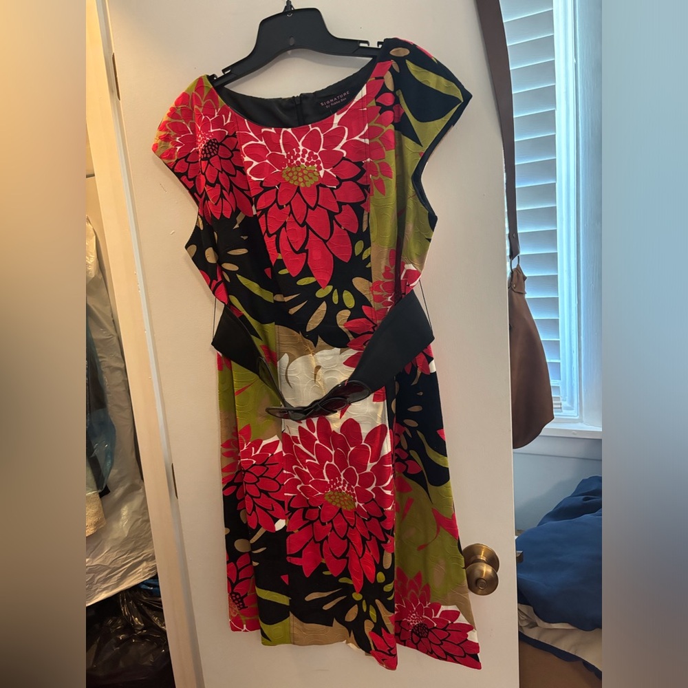 Robbie Bee red green floral dress, sz 14